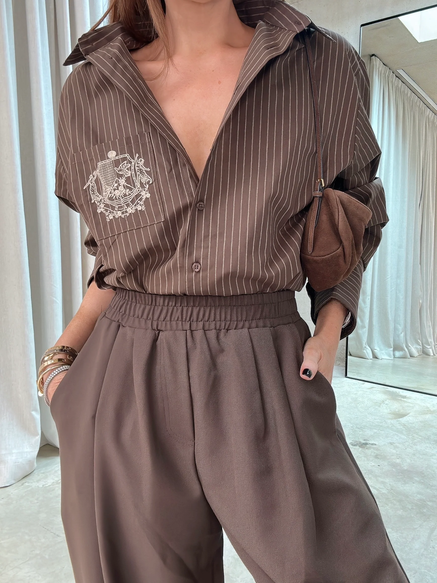 ‘EASY DOES IT’ STRIPE COTTON BOX PLEAT SHIRT BROWN - Image 5