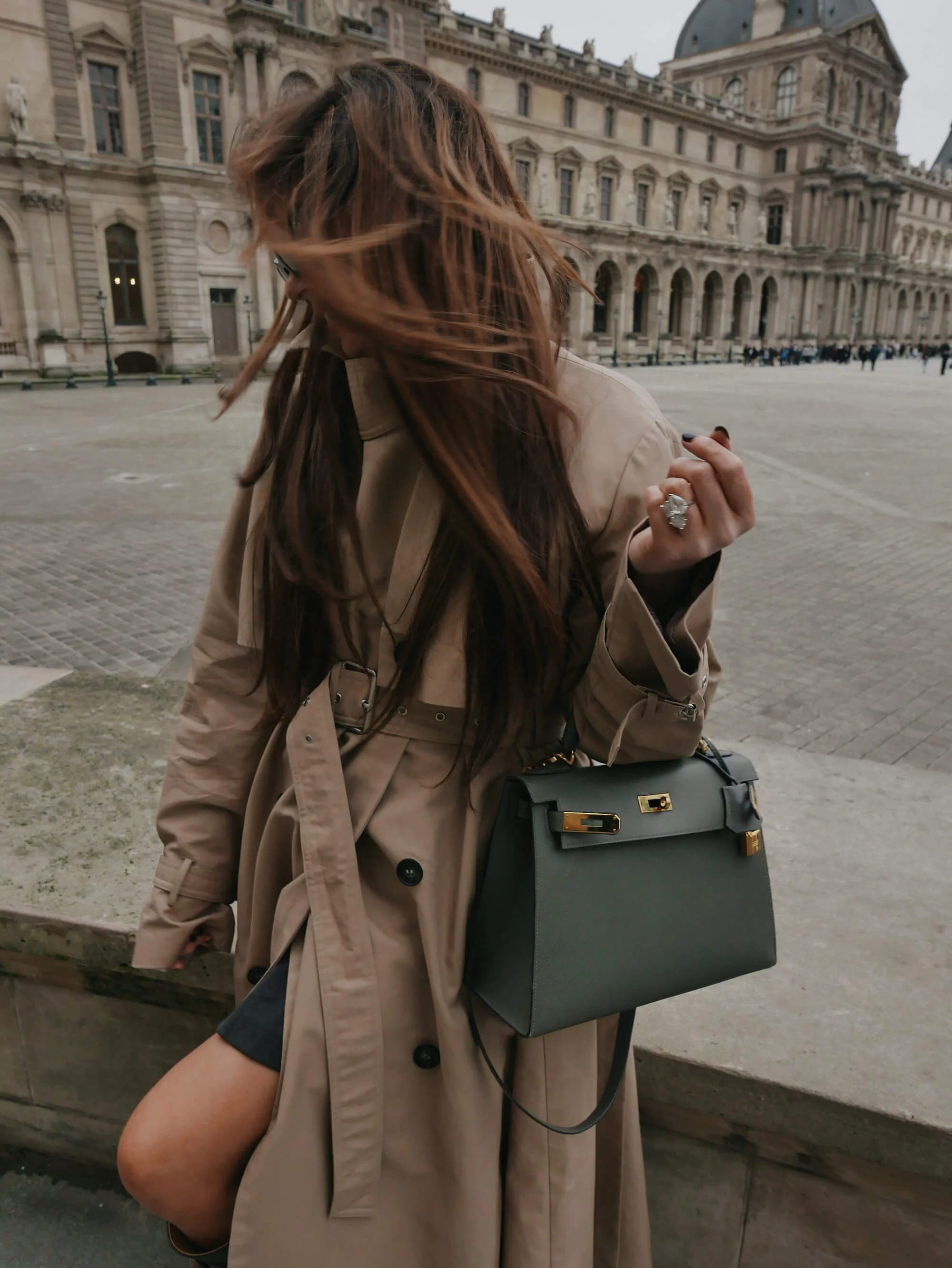 'VERSAILLES' SIGNATURE TRENCH COAT CAMEL - Image 4
