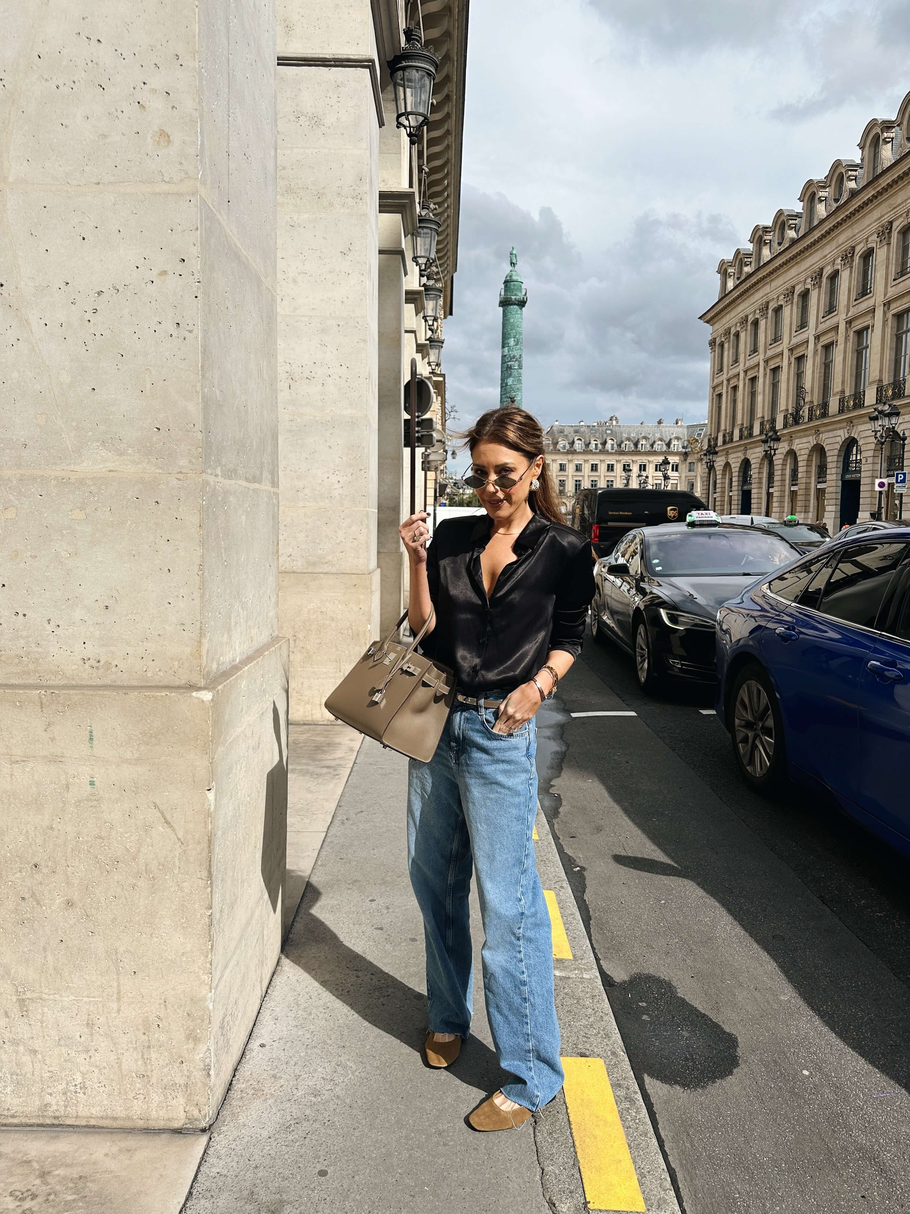 ‘LADY’ PERFECT FIT FLUID BLOUSE BLACK - Image 4